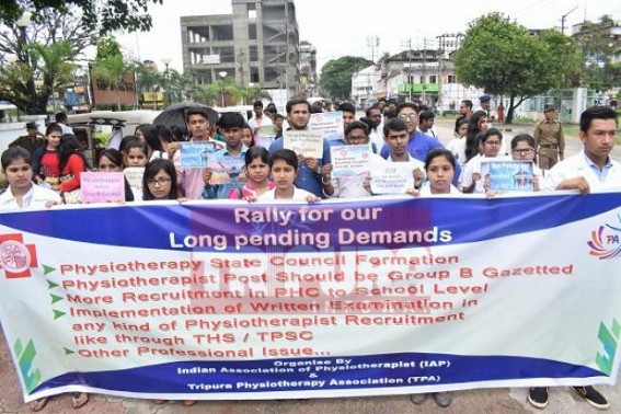 Tripura unemployed youths demand for written test as means of interviews